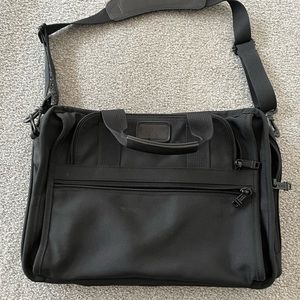 Tumi Men’s slim deluxe portfolio brief